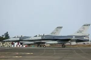 تراجع غير معتاد في الطلعات الجوية الصينية قرب تايوان يثير تساؤلات حول دوافع بكين