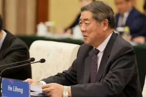 محادثات مرتقبة في باريس بين الصين والولايات المتحدة لتهدئة التوترات التجارية