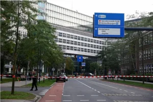 هولندا.. انفجار يلحق أضرارا بمدرسة يهودية في أمستردام