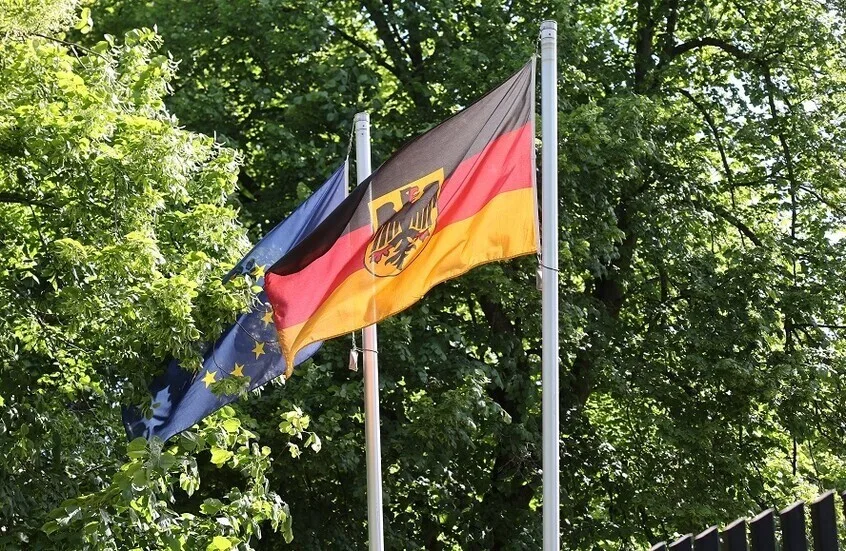 ألمانيا تستبعد أي مشاركة عسكرية ضد إيران وتؤكد التزامها بالنهج الدفاعي