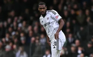 عيسى ديوب يقترب من أسود الأطلس لتعزيز الدفاع في مرحلة ما بعد سايس