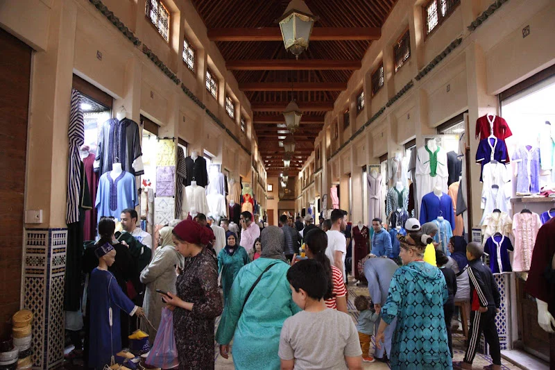 سرّ الازدحام قبل المناسبات: لماذا نؤجل الشراء إلى اللحظة الأخيرة؟