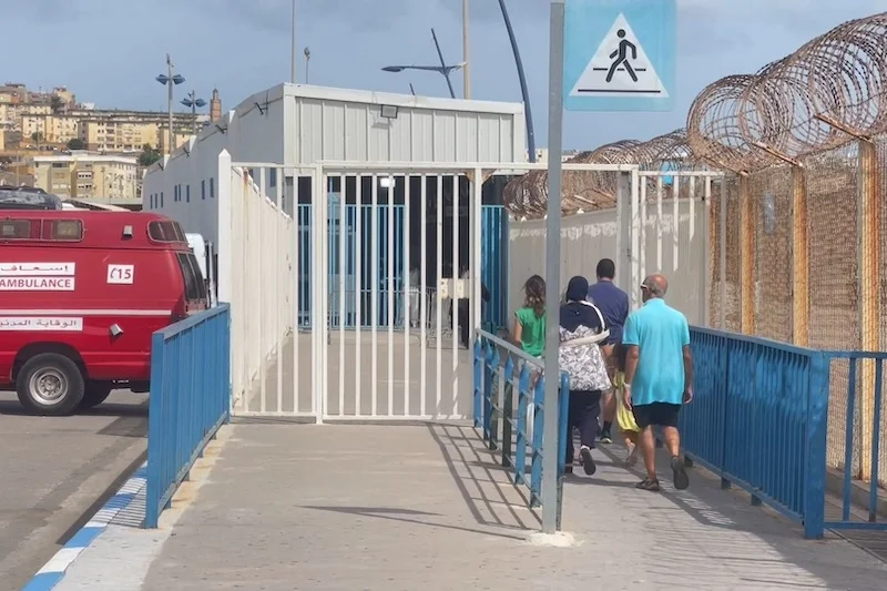 معبر تراخال يدخل عصر الرقمنة بإلغاء ختم الجوازات واعتماد نظام بيومتري جديد