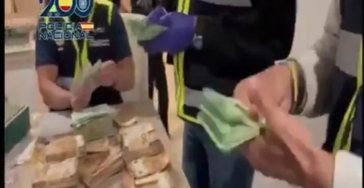 المحكمة الإسبانية تُفرج عن أحد أقطاب أكبر شبكة لتهريب الكوكايين في مضيق جبل طارق