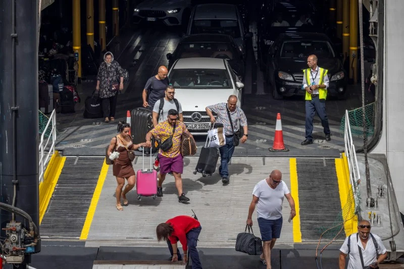 97 ألف مغربي ضمن مجنسي الاتحاد الأوروبي في 2024 وإسبانيا الوجهة الأولى