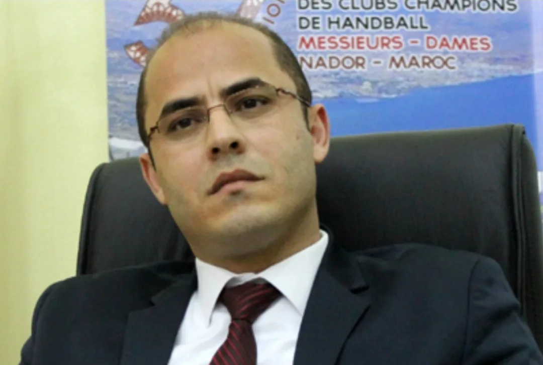 الناظور :     رخصة قانونية مرفوضة لمالك … وممنوحة لمقاول … روايتان متصادمتان تفجّران الجدل بحي المطار !