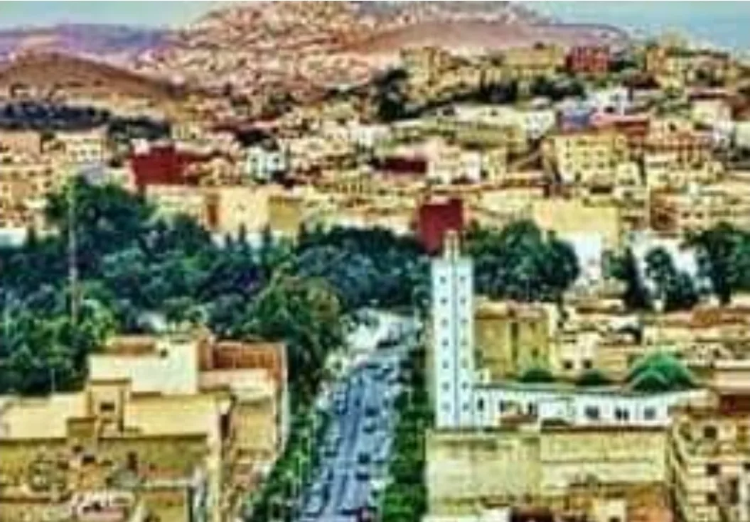 أزغنغان :    شبكة التجزيء السري تُغيّر أماكن صلاة التراويح وهواتفها لمسح أثار الفضيحة