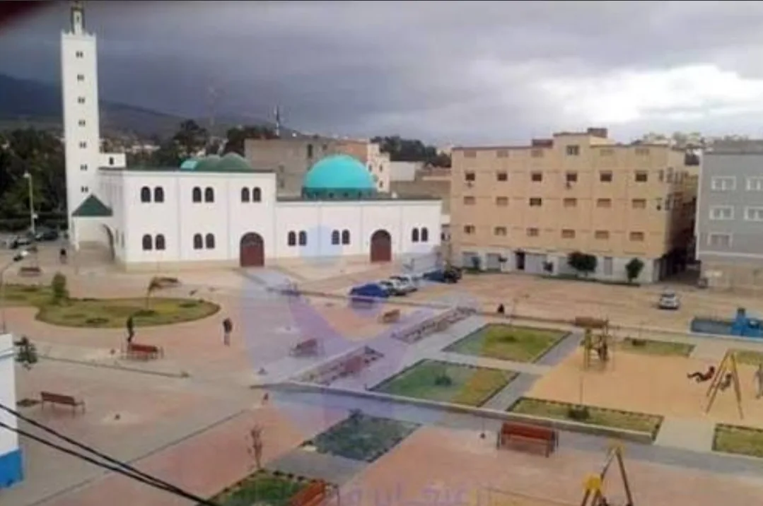 الناظور :    رعب داخل أزغنغان … شخص يقتحم مسجد ويحاول قتل الإمام الذي فر بجلده