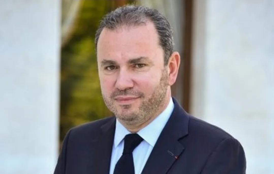 سفير فرنسا يغادر المغرب !