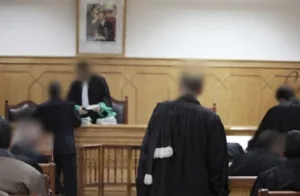 وجدة :   بعد غد الإثنين محاكمة المقاول المومني في ملف تزوير بملايير جمعية سكنية … تهجير سري وفضائح داخل فيلا بالسعيدية خارج الملف !