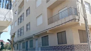 الناظور :   عمارة مشبوهة على شاطئ جماعة رأس الماء لعضو جماعي … خيوط قضية فساد عقاري تعود لتشعل الجدل أمام محكمة الاستئناف