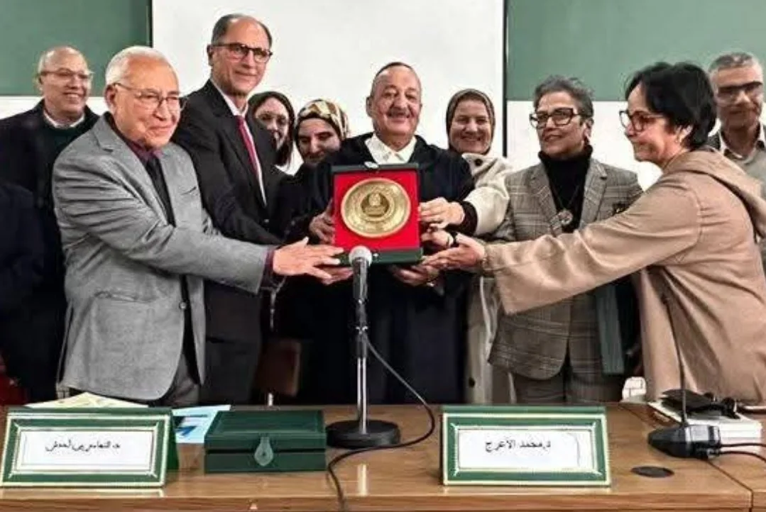 فاس :    جامعة محمد بن عبد الله تكرم برلماني الحسيمة السابق والوزير الأسبق محمد الأعرج