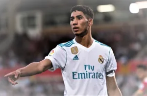 النجم أشرف حكيمي يشعل التكهنات :     عودة نارية محتملة إلى ريال مدريد