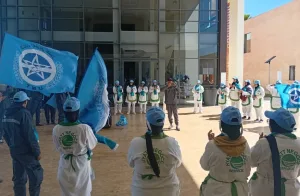 الناظور :     إعتصام أمام  “مدينة الكفاءات والمهن” … عمال النظافة يفضحون واقعاً لا يُدرّس في برامج التكوين