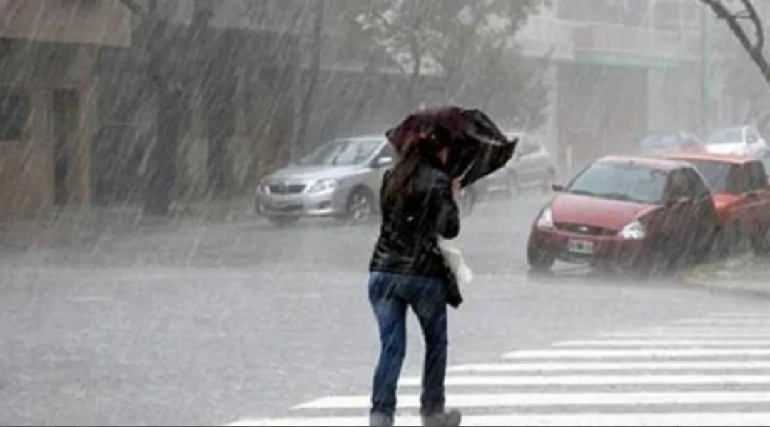 نشرة إنذارية :     أمطار قوية في مختلف مناطق المغرب