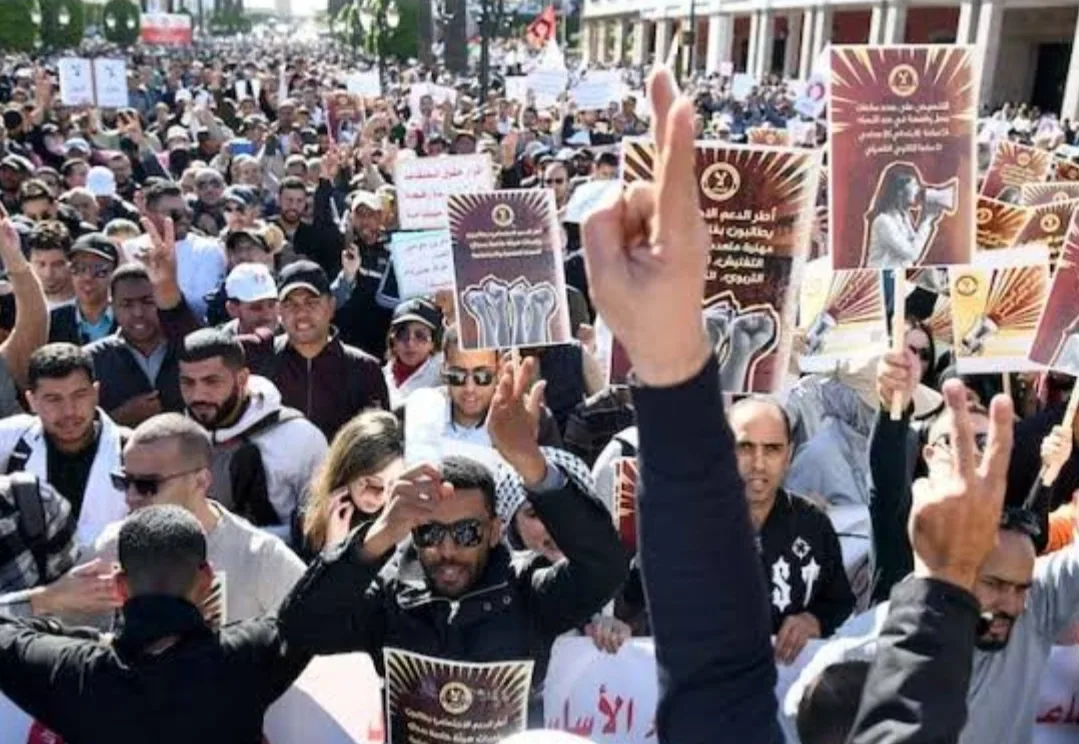 تصعيد غير مسبوق في قطاع التعليم.. إضرابات وإنزال وطني أمام وزارة برادة يشعل فتيل الاحتقان