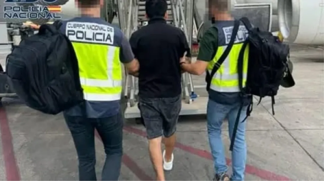 إسبانيا :       جمعية حقوقية تتحدث عن عمليات ممنهجة لترحيل المهاجرين قبل تسوية الأوضاع … والحكومة تنفي بشكل قاطع