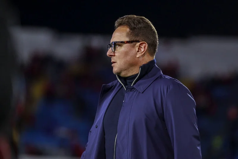 بنهاشم يعلّق على خسارة الوداد في “الكلاسيكو” ويعزوها للإصابات والإرهاق البدني