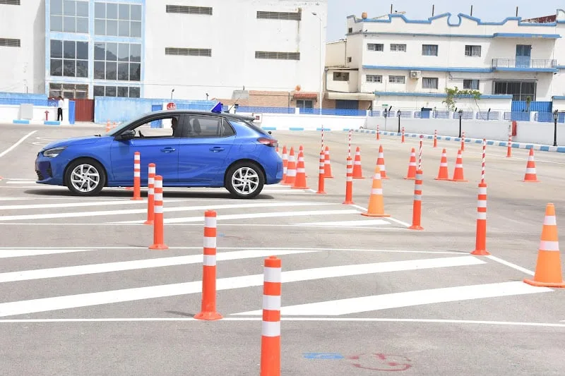 تحذيرات حقوقية من شبكات تروج لرخص السياقة دون امتحان عبر مواقع التواصل