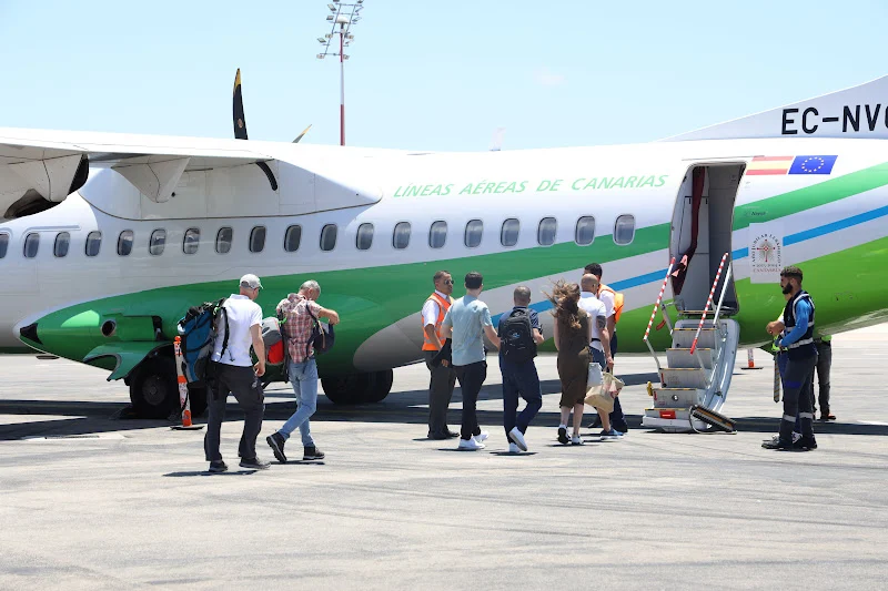 ارتفاع كلفة كيروسين الطائرات يضع شركات الطيران بالمغرب أمام ضغوط مالية واحتمال زيادة أسعار التذاكر
