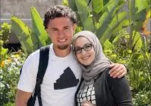 والدة نائل العيناوي… تحكي جحيم الرعب وساعات من الجحيم في بيت إبنها مع العصابة !