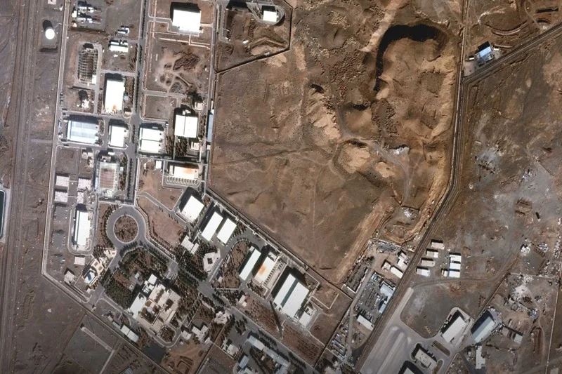 استهداف منشأة نطنز النووية وإيران تنفي تسرب مواد مشعة