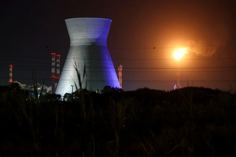 أستراليا : خفض ضريبي عاجل على الوقود لاحتواء موجة الغلاء