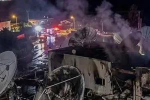 القيادة العسكرية الإيرانية تعلن استهداف البنوك والمؤسسات المالية في الشرق الأوسط