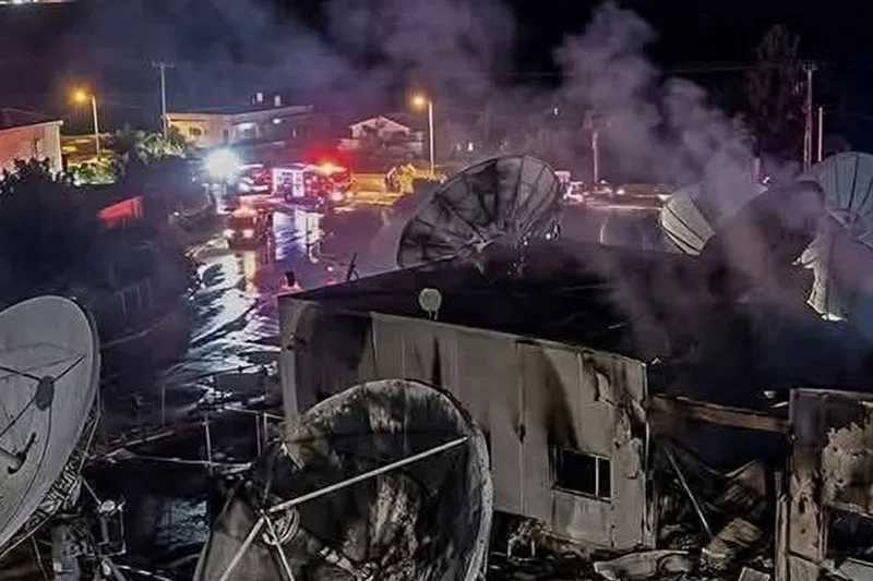 القيادة العسكرية الإيرانية تعلن استهداف البنوك والمؤسسات المالية في الشرق الأوسط