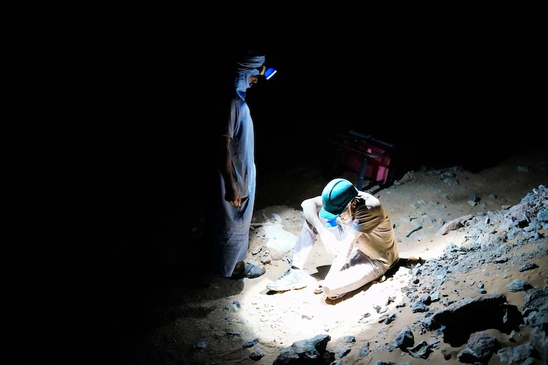 موريتانيا تشدد قبضتها على التنقيب الأهلي وتطرد الأجانب من المناطق الحدودية