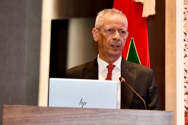 مجلس المنافسة يوضح أسباب تقارب أسعار المحروقات ويؤكد ارتباطها بتقلبات السوق الدولية