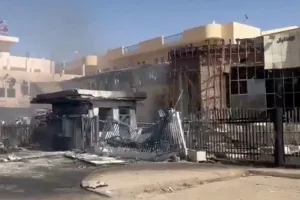 قصف مستشفى في دارفور يخلّف عشرات القتلى ويعمّق مأساة السودان