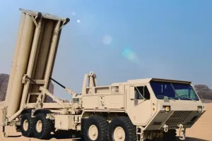 الدفاعات الجوية الإماراتية تتصدى لهجوم صاروخي ومسيّر واسع وتؤكد جاهزيتها الكاملة