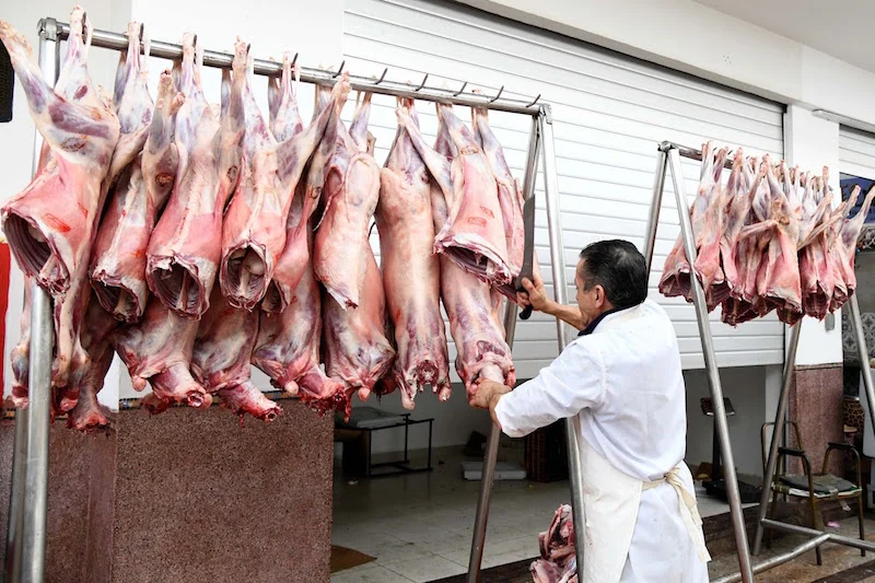 أسعار لحم الغنم تقفز في الأسواق المغربية وتثير قلق المهنيين