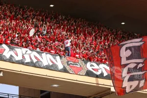 الوينرز يفتح النار على تسيير الوداد بعد الإقصاء القاري