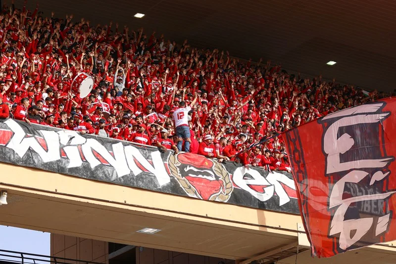 الوينرز يفتح النار على تسيير الوداد بعد الإقصاء القاري