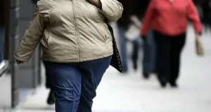 السمنة تتحول إلى وباء عالمي صامت… منظمة الصحة العالمية تدق ناقوس الخطر