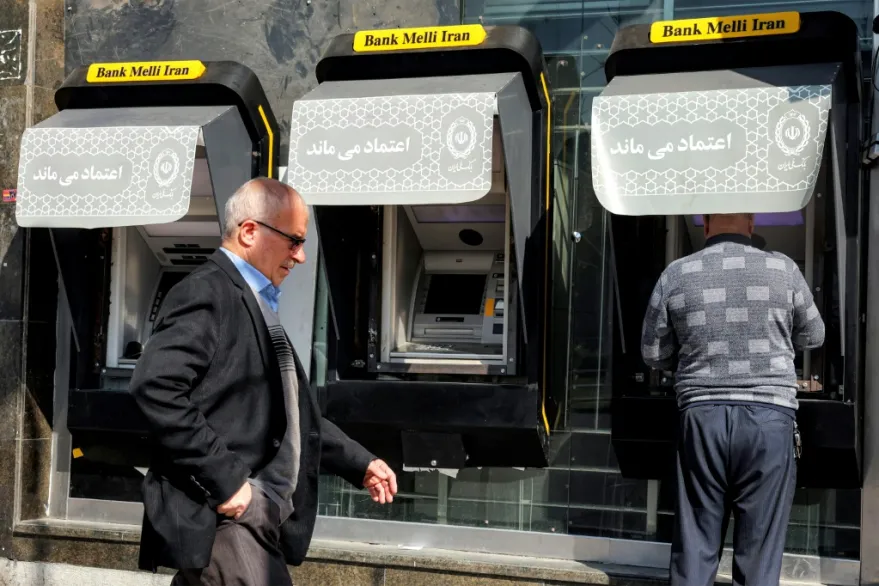 حرب الشرق الأوسط تفاقم التضخم في إيران وتدفع الاقتصاد نحو مزيد من الهشاشة