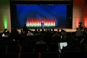 ماديار يطيح بأوربان ويَعِدُ بإصلاحات دستورية وفتح صفحة جديدة مع أوروبا