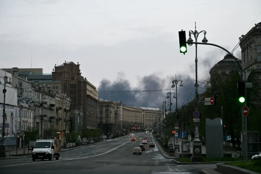 زيلينسكي يرفض تخفيف العقوبات بعد موجة قصف روسية دامية