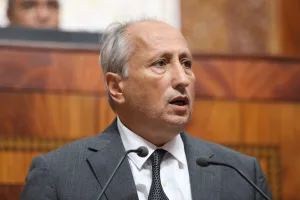 وزارة التربية الوطنية تعفي عدداً من المديرين الإقليميين بسبب إخفاقات في مشروع المدرسة الرائدة