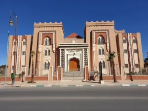 تأجيل محاكمة شبكة الاتجار بالبشر بورزازات إلى 13 أبريل مع استدعاء الضحية