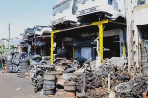 توقيف هدم سوق “لافيراي” بالدار البيضاء لاحتواء غضب التجار