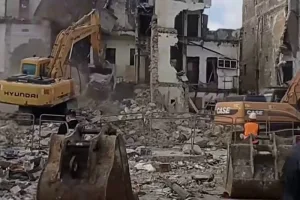 هدم منازل ومحلات بـ”درب الرماد” في الدار البيضاء وسط استنفار أمني