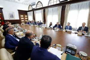 الحوار الاجتماعي بالمغرب.. رهان “الفرصة الأخيرة” لتسوية الملفات الفئوية العالقة