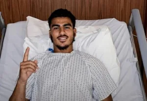 الدولي المغربي أبو خلال يخضع لعملية جراحية على مستوى الركبة ويبدأ رحلة التعافي في تورينو