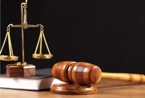 بعد أن أدانته إستئنافية وجدة أول أمس بسنتين … جرائم الأموال بفاس تدين المقاول المومني بسنة نافذة في ملف تزوير