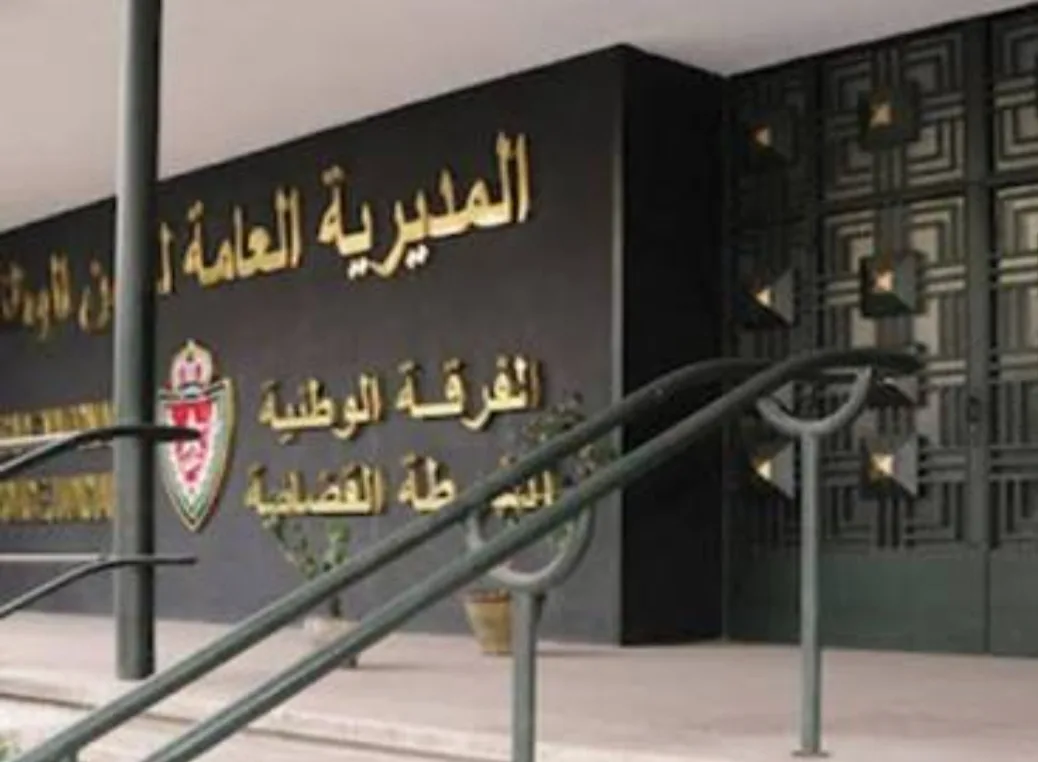 وجدة :      أباطرة جزائريون متهمون بمخالفات جنائية يثيرون قلق الأجهزة الأمنية المغربية