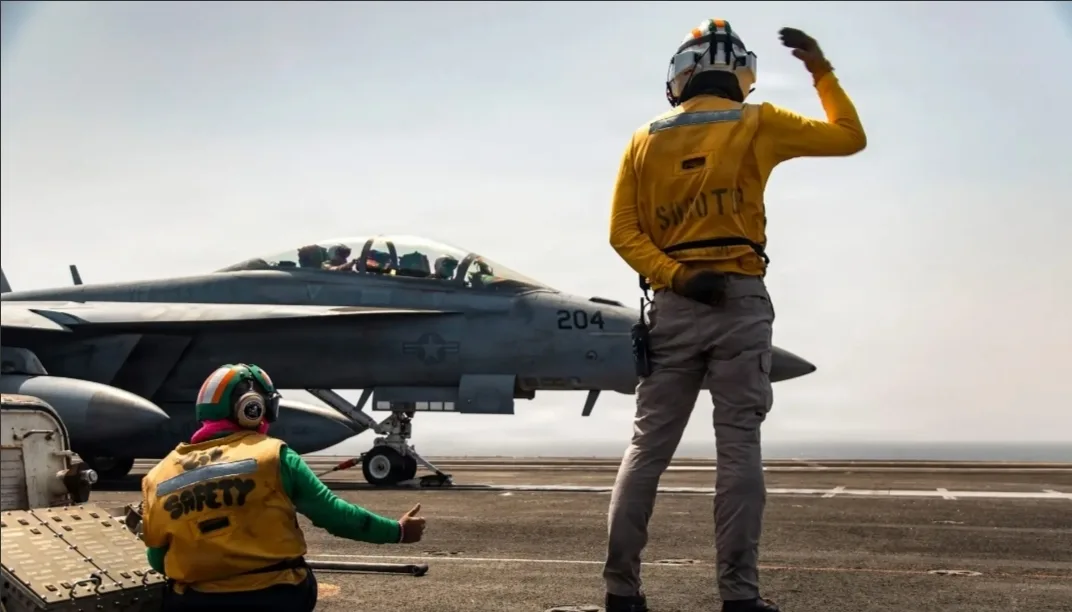 ترامب يعلن إنقاذ الطيار المفقود في إيران وصواريخ تستهدف جنوب وشمال إسرائيل