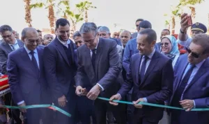 في حملة إنتخابية على الأطلال :  أخنوش يتفاخر بإنجازات “لم تتحقق بعد” … 3000 مركز صحي تم تدشينه !